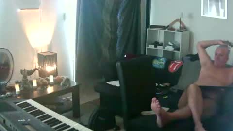 goldyguy011 online show from 12.03.25