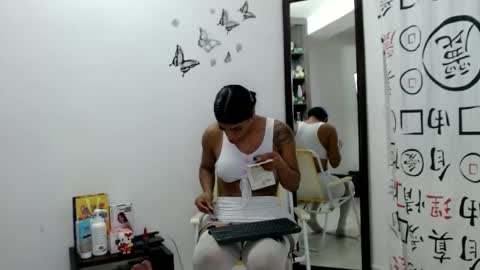 Snapshot of golositha26 chatting on 01.21.25 Valentina online show from 01.21.25