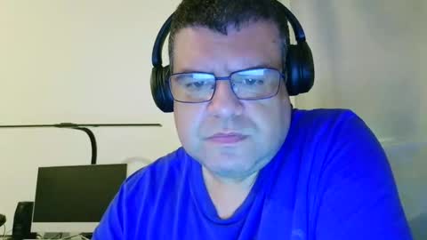gomezgonz5 online show from 09.19.25