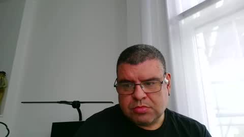 gomezgonz5 online show from 10.02.25