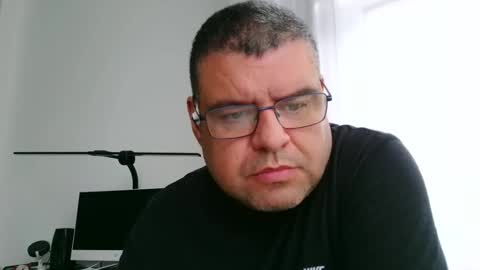 gomezgonz5 online show from 10.03.25