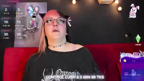 Snapshot of gomory_kitty chatting on 07.16.26 gomory_kitty online show from 07.16.26