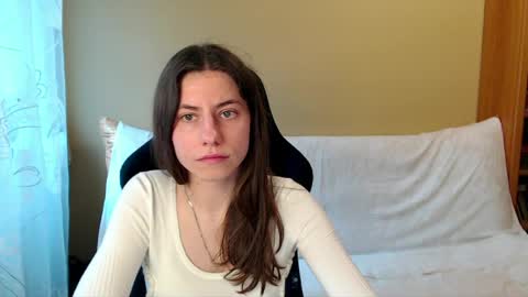 Elizabeth Effie online show from 06.07.26