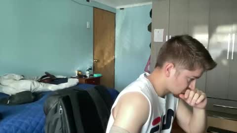 Snapshot of goodfumes chatting on 10.02.25 goodfumes online show from 10.02.25