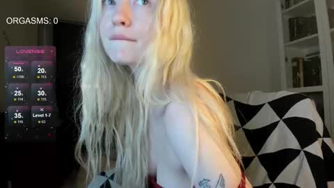 SOPHIE online show from 09.18.25
