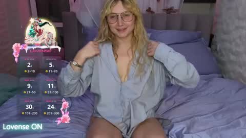 goodgirl0024 online show from 02.14.25