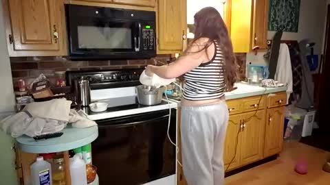 goodgirlcelestecat online show from 11.27.25