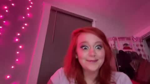 Minxie Monroe online show from 06.29.26