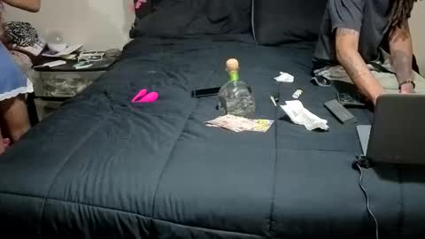 GoodieTimes1 Mrs. Bonnie  Mr. Clyde online show from 04.11.26