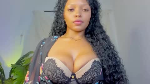 Dominique online show from 02.11.25