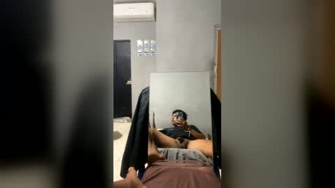 gordo_elias5 online show from 12.14.25