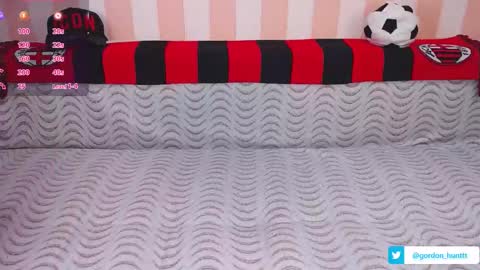 Snapshot of gordonhunt chatting on 12.12.24 Gordon Hunt online show from 12.12.24