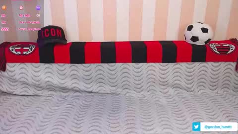 Snapshot of gordonhunt chatting on 02.10.25 Gordon Hunt online show from 02.10.25