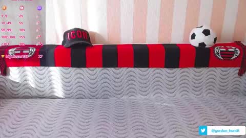 Snapshot of gordonhunt chatting on 02.17.25 Gordon Hunt online show from 02.17.25