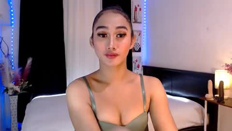 gorgeous_nicole online show from 02.20.25