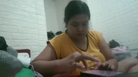 gorgeousselenaxx online show from 02.24.25