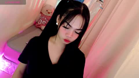 Snapshot of gorgeoustransgirl chatting on 03.09.25 Emmy online show from 03.09.25