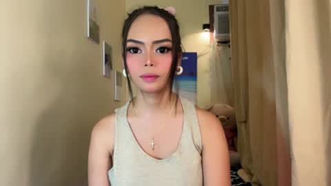 Snapshot of gorgeoustransgirl chatting on 11.13.25 Emmy online show from 11.13.25