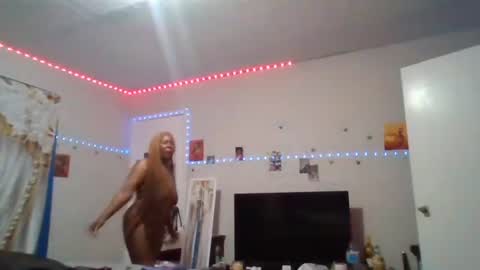 Snapshot of gotcake713 chatting on 10.21.25 Sue Goddess online show from 10.21.25