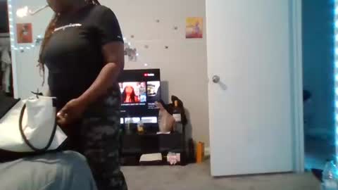 Snapshot of gotcake713 chatting on 10.24.25 Sue Goddess online show from 10.24.25