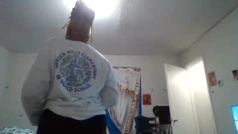 Snapshot of gotcake713 chatting on 11.03.25 Sue Goddess online show from 11.03.25