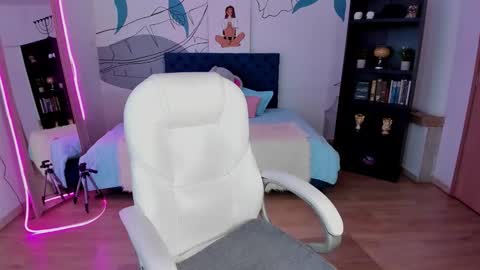 Alice online show from 12.18.25