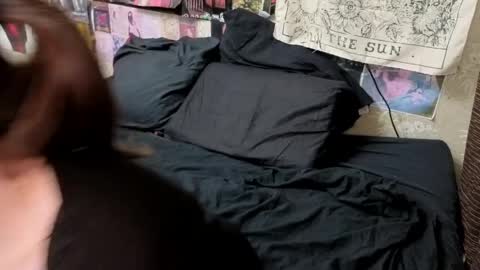 Amy online show from 04.07.26