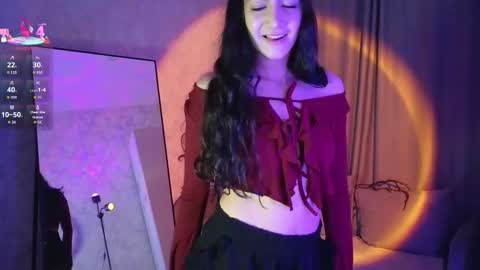 Snapshot of goth_tvt chatting on 12.04.25 mulan online show from 12.04.25