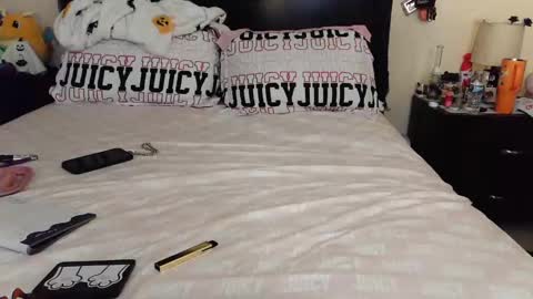 gothbaby305 online show from 11.16.25