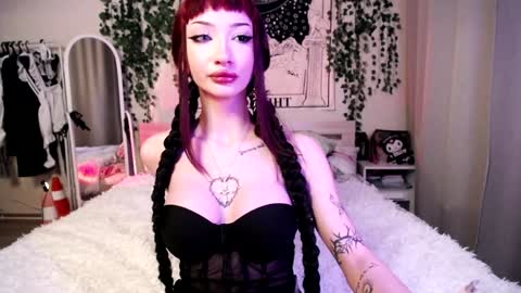    online show from 01.24.25