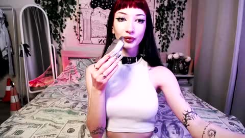    online show from 02.02.25