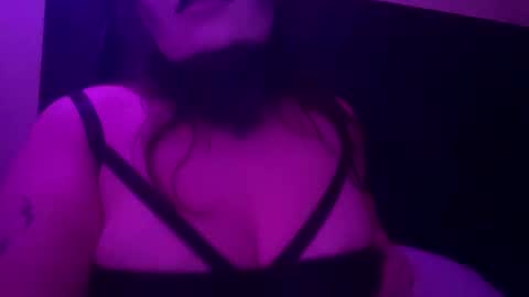 gothgirlnora online show from 10.13.25