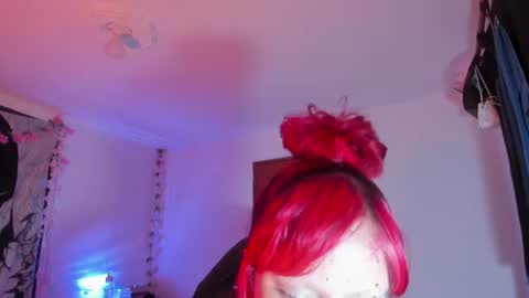 Snapshot of gothic9goddes chatting on 06.11.26 GG online show from 06.11.26