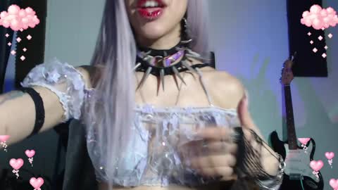 Snapshot of gothicute chatting on 12.22.24 online show from 12.22.24