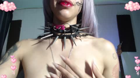 Snapshot of gothicute chatting on 12.23.24 online show from 12.23.24