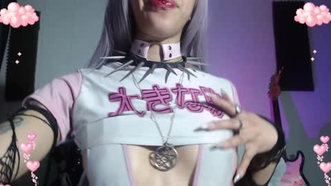 Snapshot of gothicute chatting on 12.24.24 online show from 12.24.24