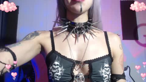 Snapshot of gothicute chatting on 02.03.25 online show from 02.03.25