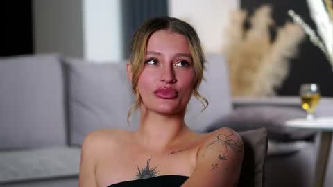 Snapshot of gotlibgotlib chatting on 10.29.25 Kelly online show from 10.29.25