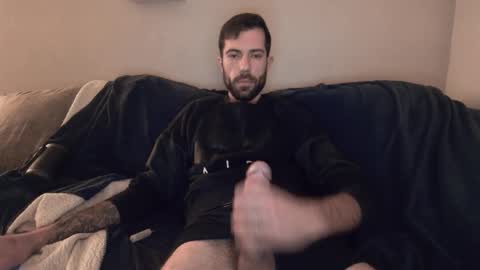 Snapshot of gottalovelatinas chatting on 11.25.25 gottalovelatinas online show from 11.25.25