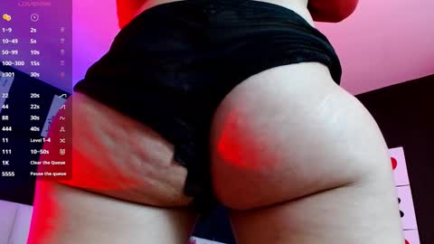 Meredith Alessandra online show from 01.08.26