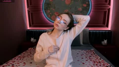 Grace online show from 10.11.25