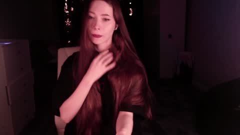 Snapshot of grace_crystal chatting on 01.29.25 Grace online show from 01.29.25