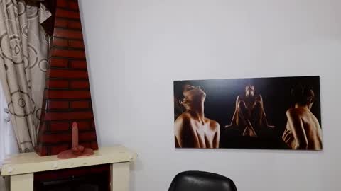 Snapshot of grace_mature_milf chatting on 11.29.25 grace_mature_milf online show from 11.29.25