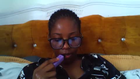 graceessy online show from 11.28.25