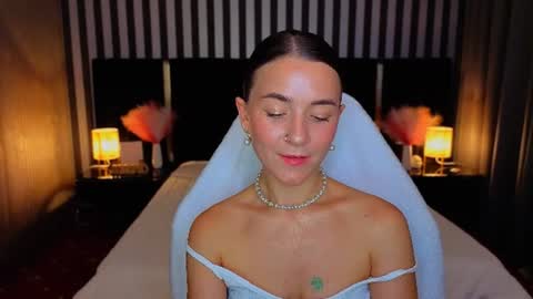 Snapshot of gracefulmichelle chatting on 07.19.26 gracefulmichelle online show from 07.19.26