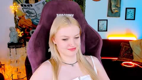 Grace Glamour online show from 01.26.25