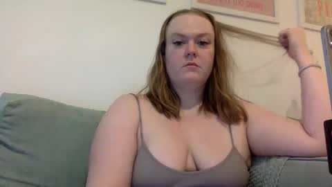 Snapshot of graceloves69 chatting on 06.07.26 Grace Loves online show from 06.07.26