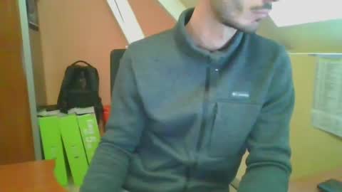 Snapshot of grandbi chatting on 01.02.25 grandbi online show from 01.02.25