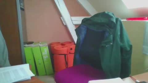 Snapshot of grandbi chatting on 01.17.25 grandbi online show from 01.17.25