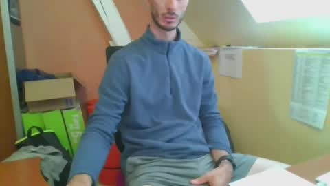 Snapshot of grandbi chatting on 02.10.25 grandbi online show from 02.10.25